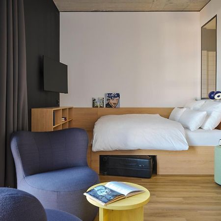 Stayery Guetersloh Hauptbahnhof Exteriör bild