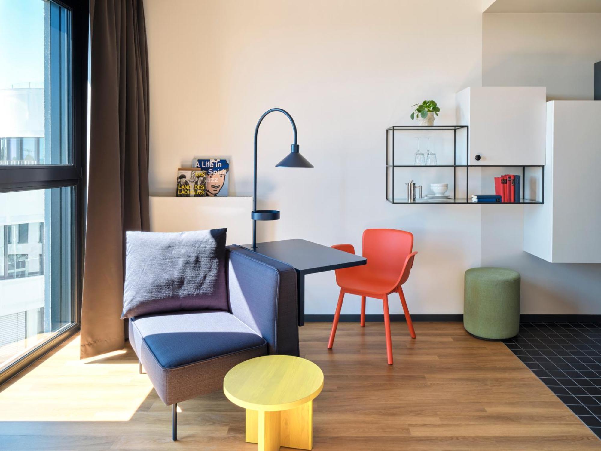 Stayery Guetersloh Hauptbahnhof Exteriör bild