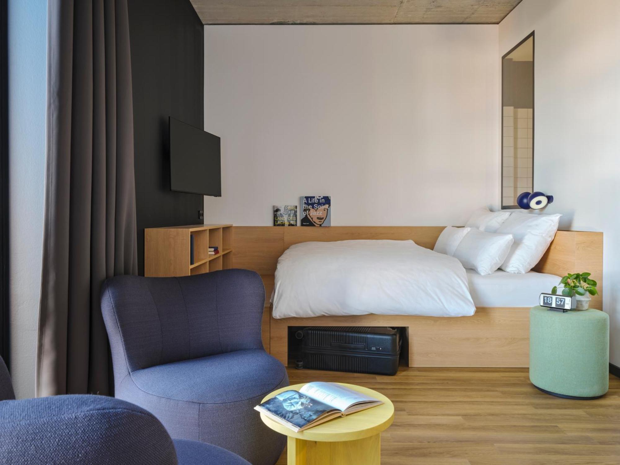 Stayery Guetersloh Hauptbahnhof Exteriör bild