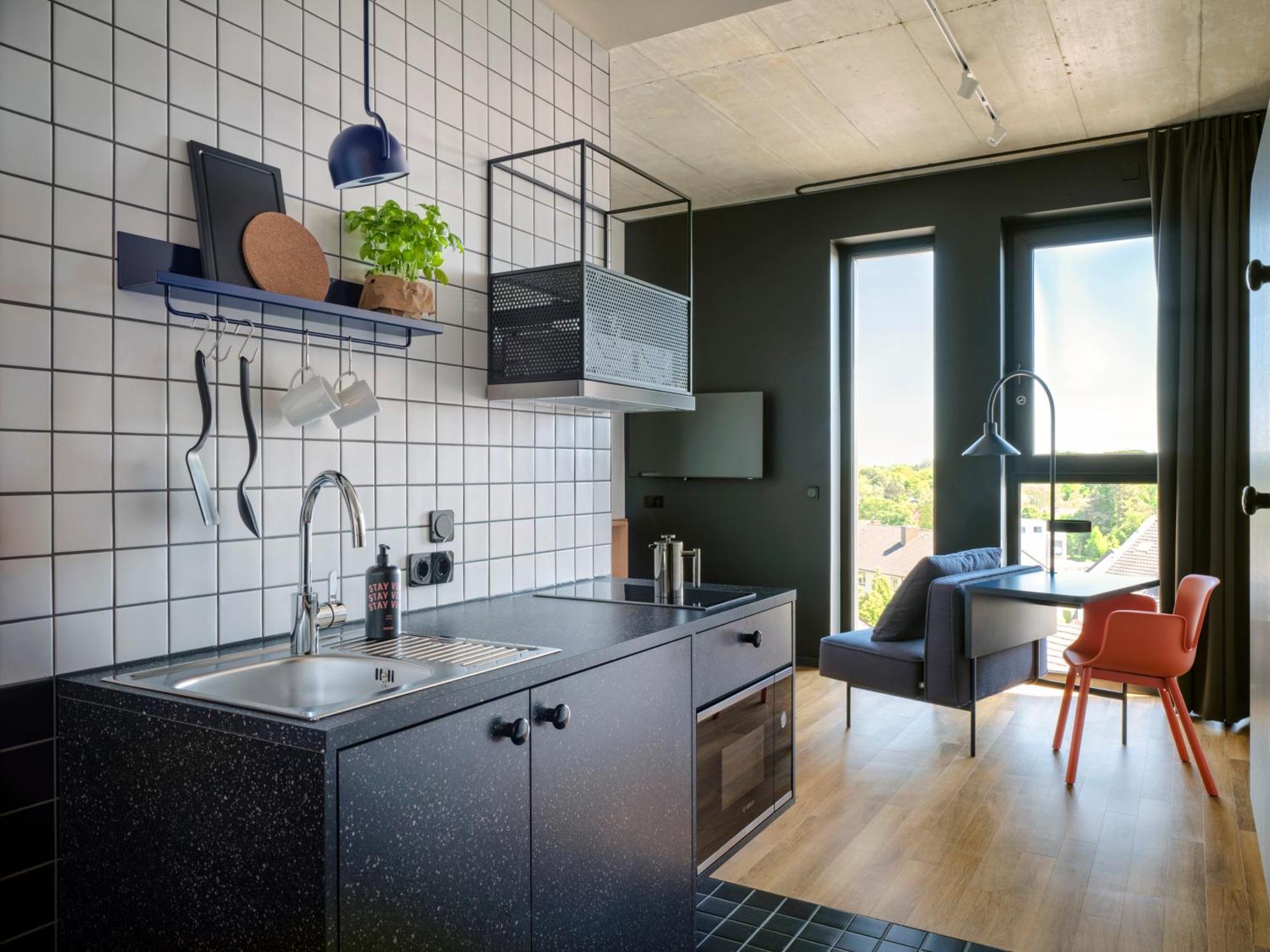 Stayery Guetersloh Hauptbahnhof Exteriör bild